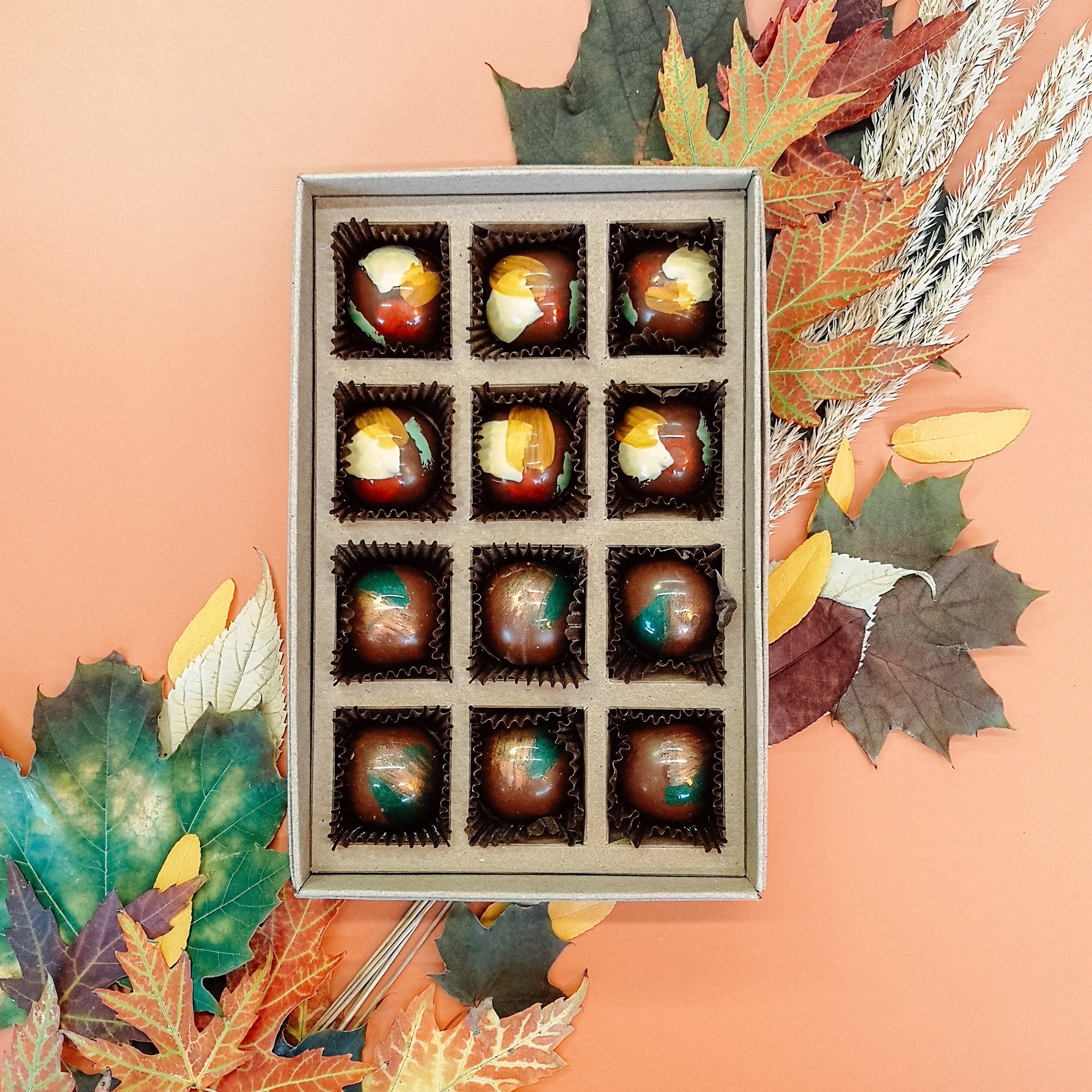 Boîte de 12 chocolats assortis d'automne